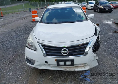2014 Nissan Altima 2.5 S z USA, uszkodzony, nr VIN 1N4AL3AP7EN389325